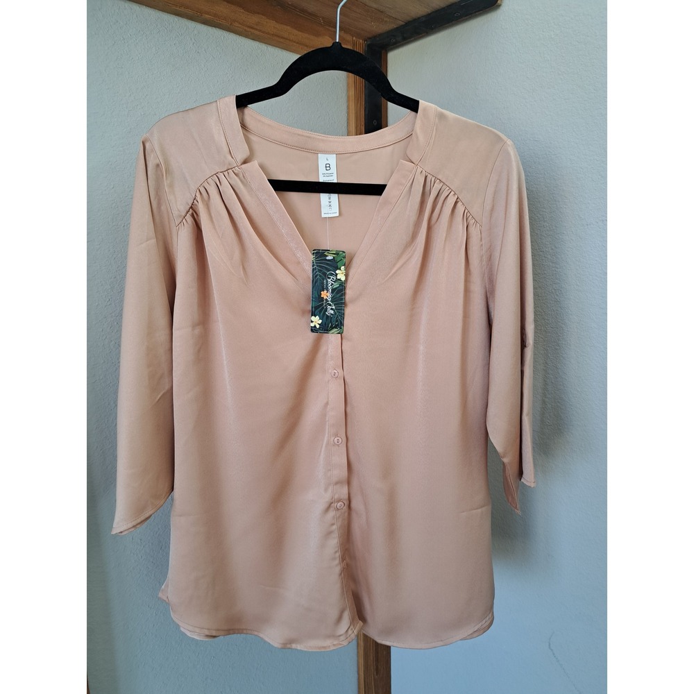 Blooming Jelly Womens V Neck Blouse Peach Satin Button Down 3/4 Roll Tab Top